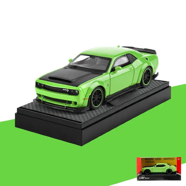 Модель автомобиля Dodge Challenger SRT Hellcat 1:32 металлическая