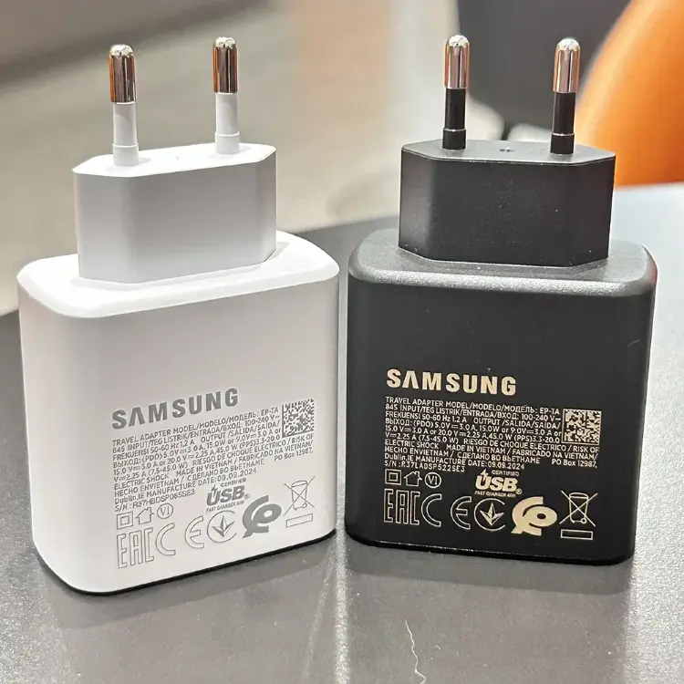 Зарядное устройство Samsung 45W PD с кабелем USB-C