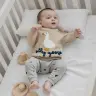 Детский свитер с вышивкой гуся