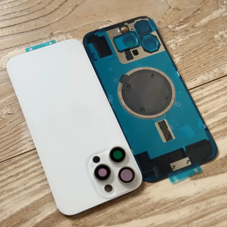 Задняя панель корпуса для iPhone 16/15 Pro Max со стеклом камеры