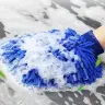 Перчатки из микрофибры для мытья автомобиля